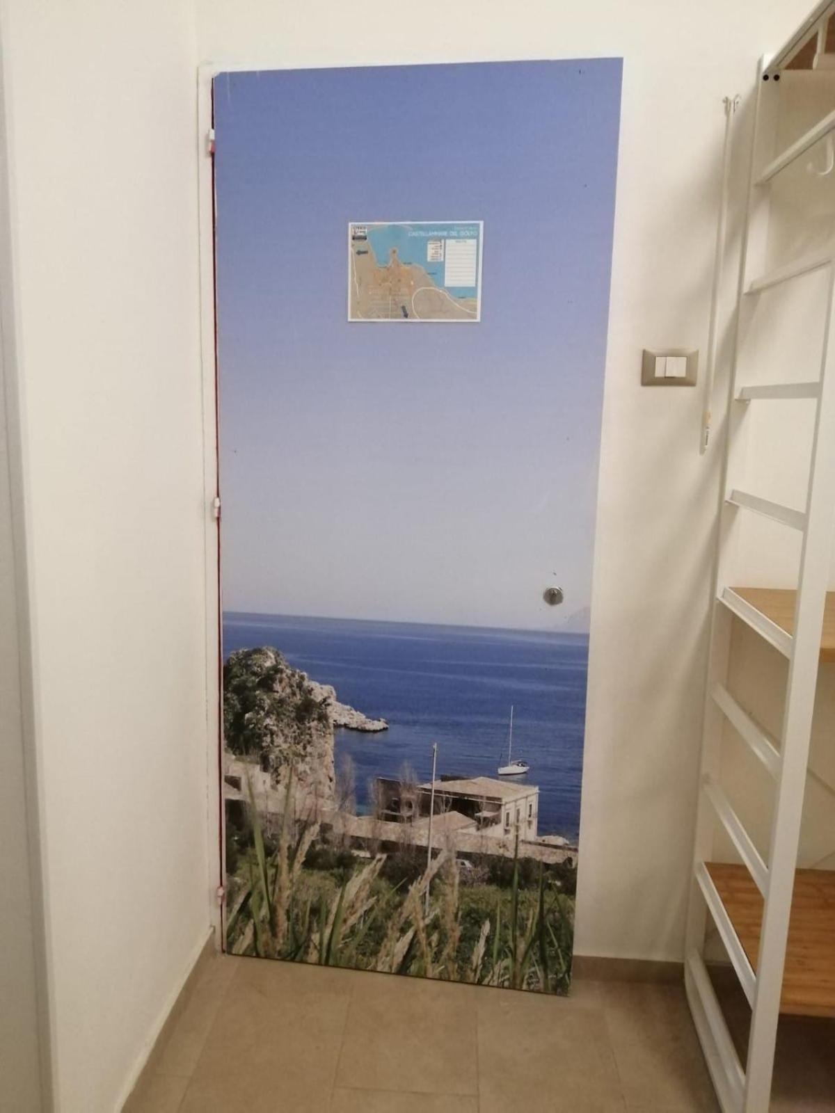 Domus Case Vacanze Civico Del Mare Castellammare del Golfo Buitenkant foto